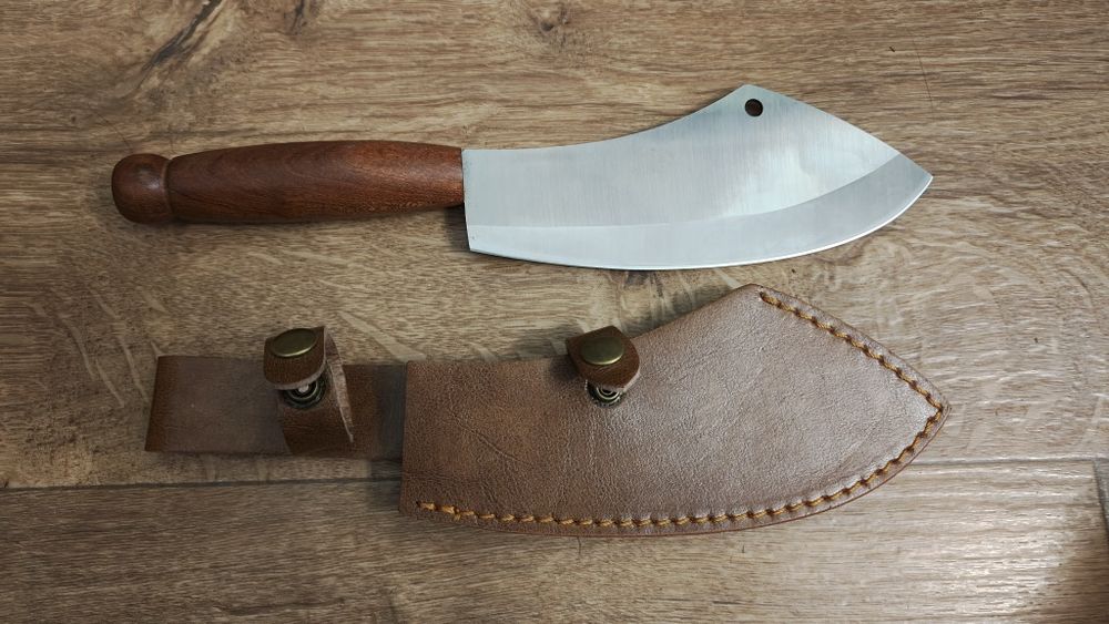 Кованый нож для мяса