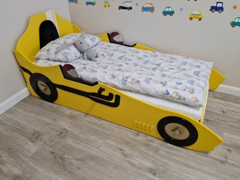 Łóżko dziecięce wyścigówka