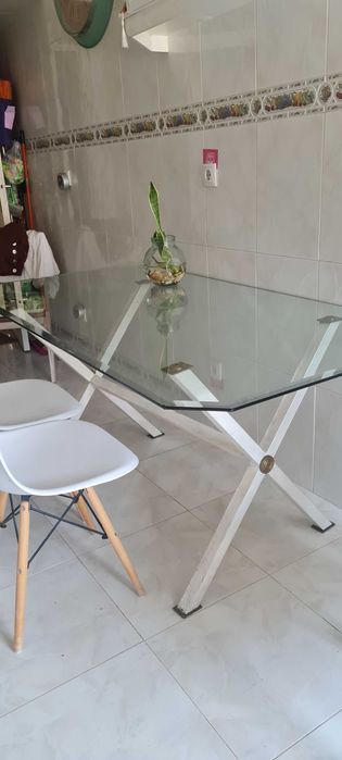 Mesa de Jantar em vidro