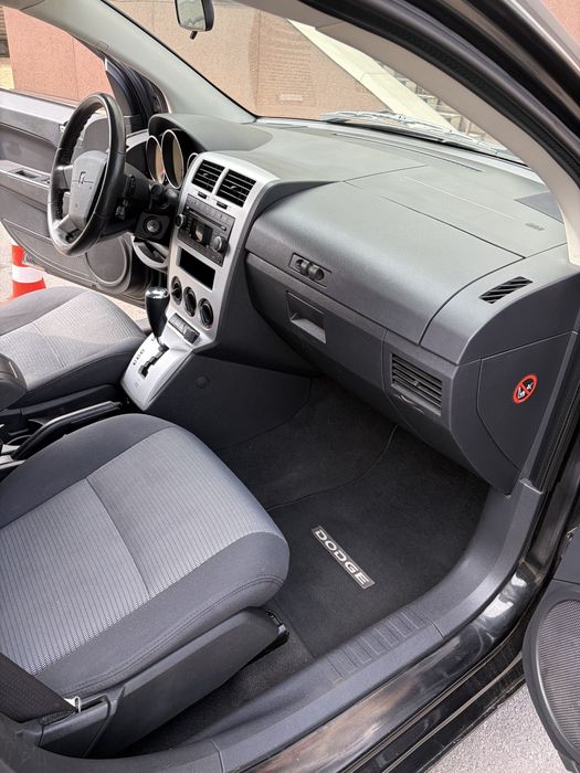 Продам авто Dodge Caliber 2008