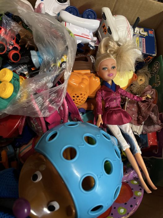 Коробка з іграшками Англія