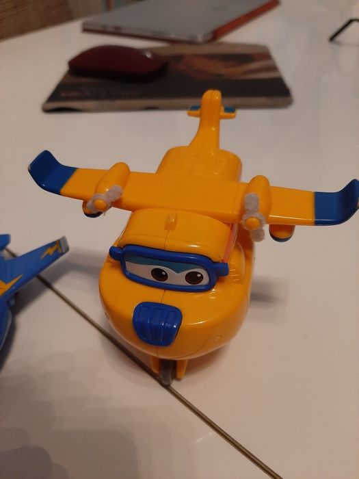 Super Wings Airplanes