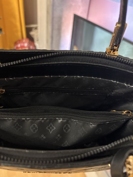 Sliczna torebka dodatkowy pasek na ramie