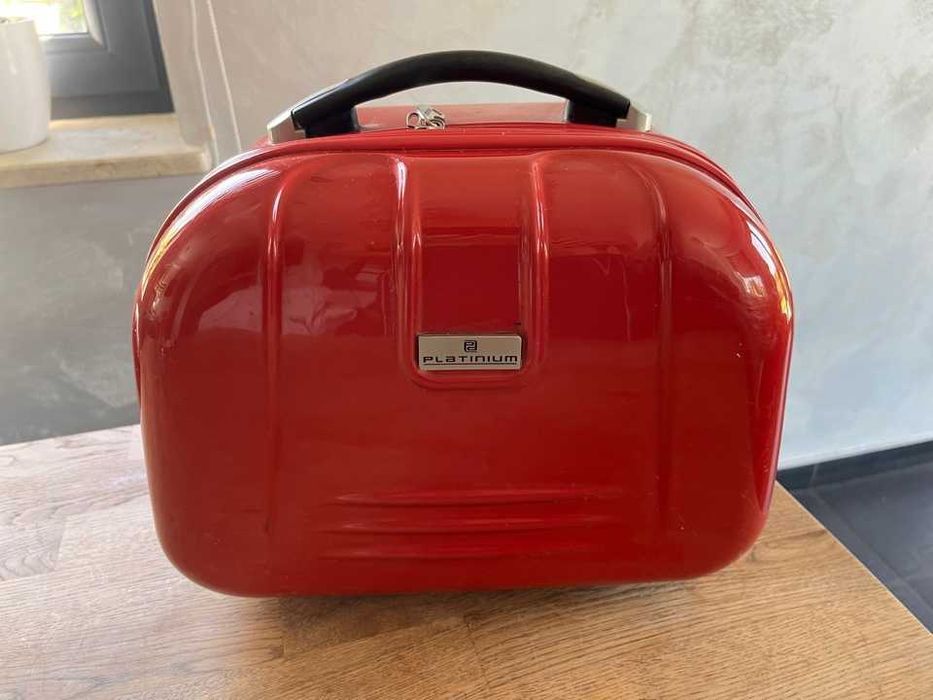 Kufer kosmetyczka Platinium