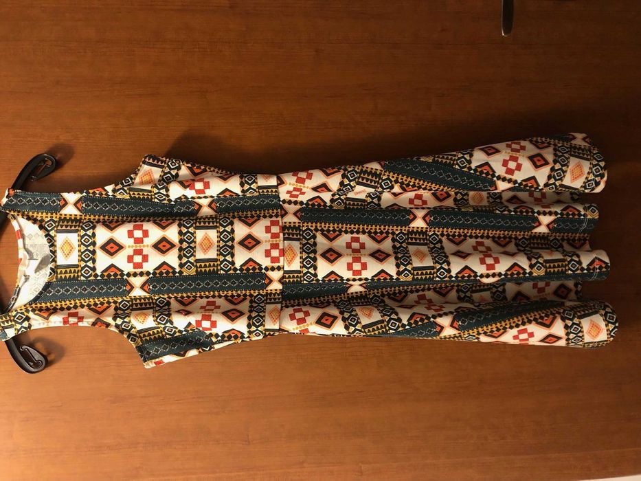 Sukienka we wzory boho