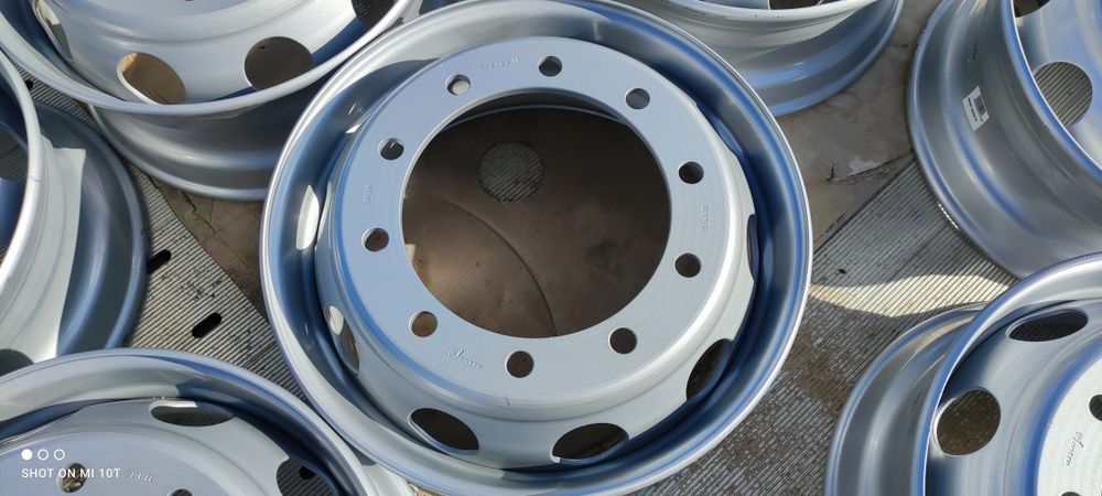 22.5x9.00 nowa felga stalowa przód napęd ciężarowy 9.00x22.5