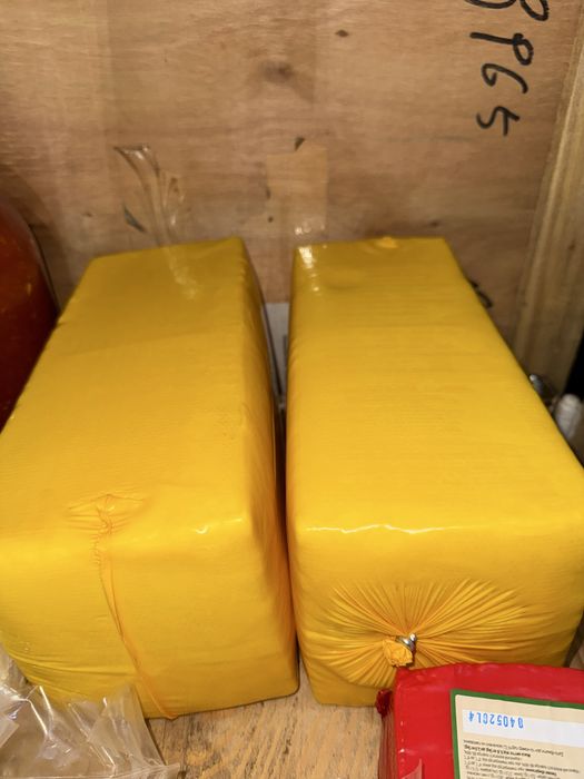 Сир Голандський 50% ТМ Білогірʼя