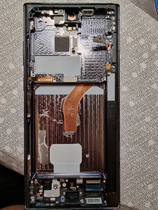 Дисплей S22 Ultra