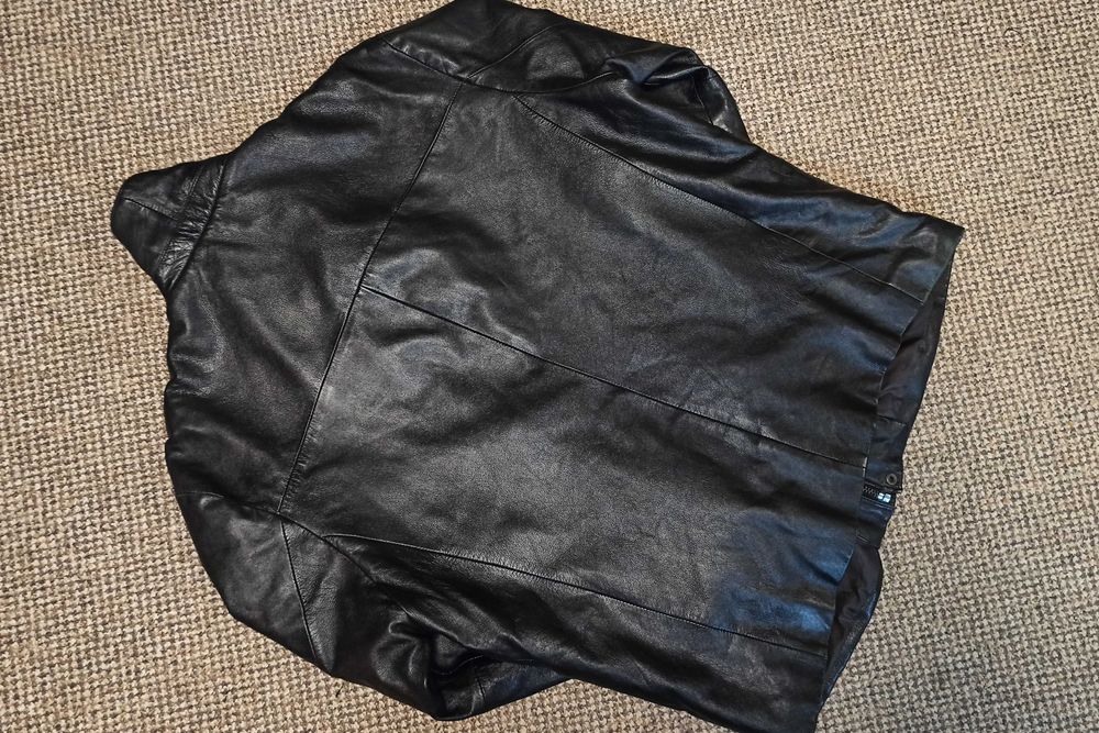 Мужская куртка натуральная кожа. размер xl