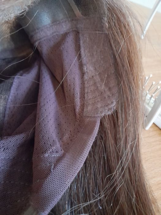 Peruka Ellen Wille – wysoka jakość, termoodporna, stan bardzo dobry