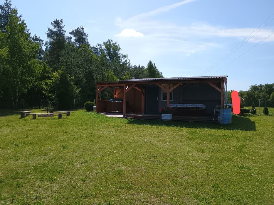 Domki letniskowe nad jeziorem