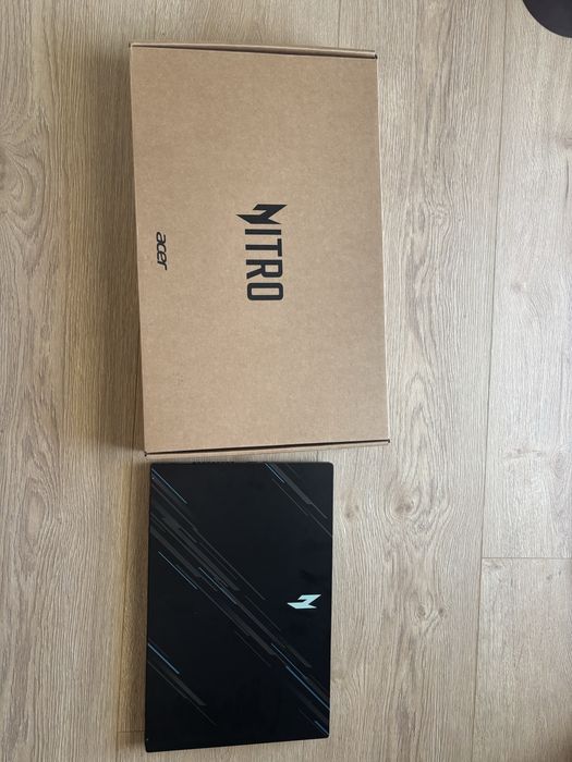 Vendo Portátil Gaming ACER Nitro V15 ANV15