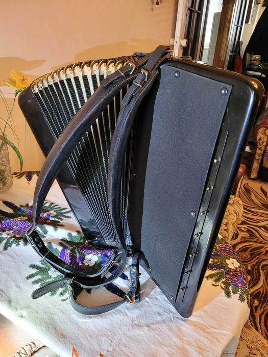 akordeon Hohner Atlantic