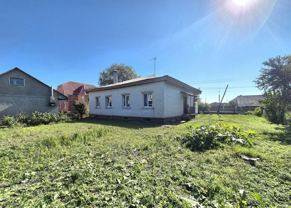 Будинок на два входи Крошня 130 кв.м 4 кімнати  17 соток всі зручності