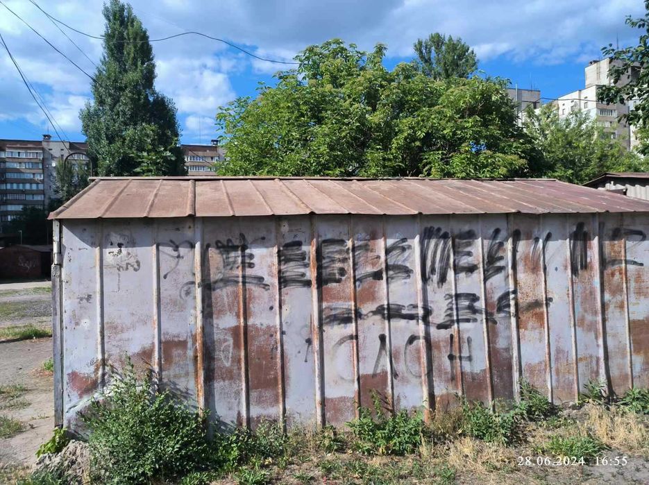 Продается гараж железный