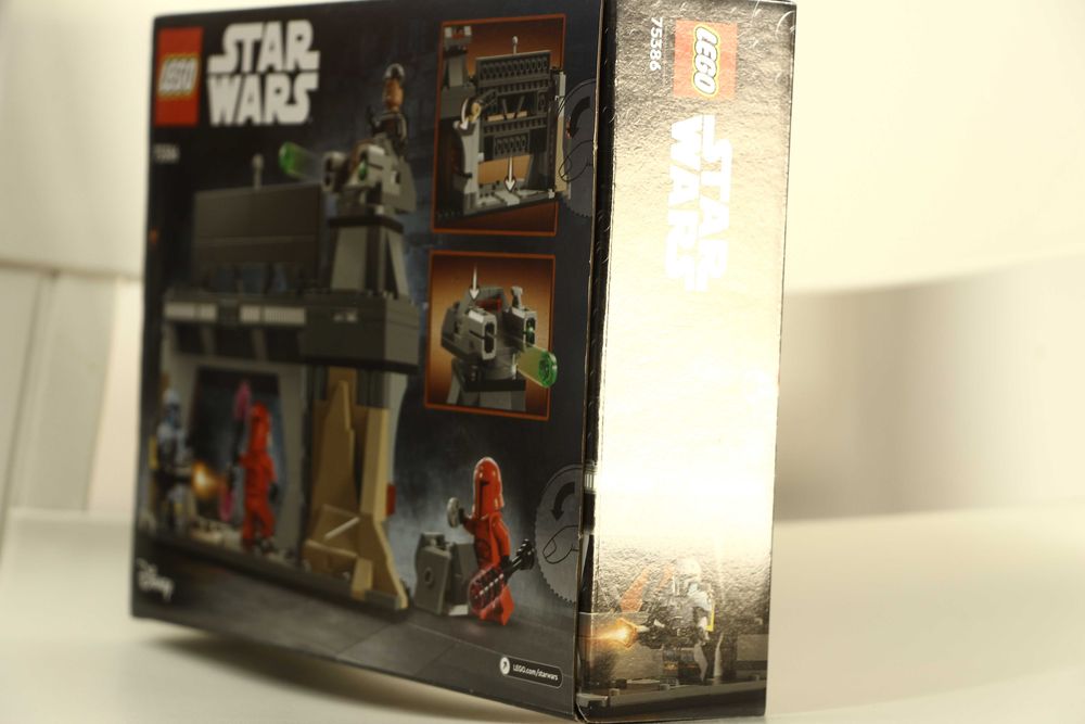 LEGO 75386 Star Wars Paz Vizsla & Moff Gideon