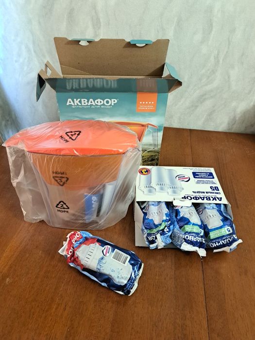 Фильтр-кувшин для воды + 4 картриджа / фильтров "Аквафор". Киев.