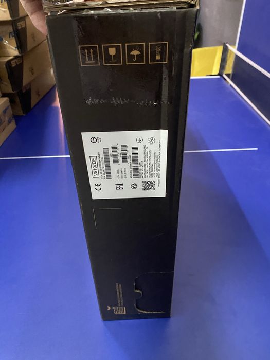 Monitor ASUS VS197 LED 18.5” — Excelente Estado