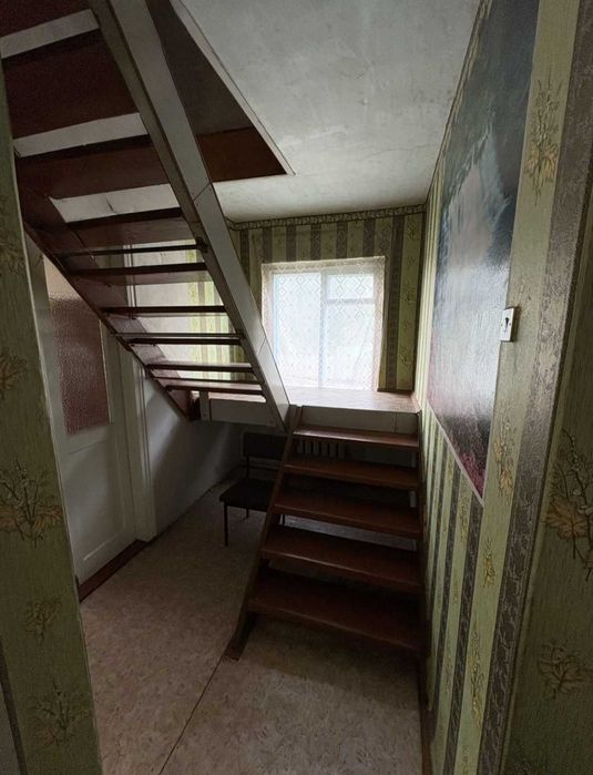 .Продаж будинку у с. Білозір'я.