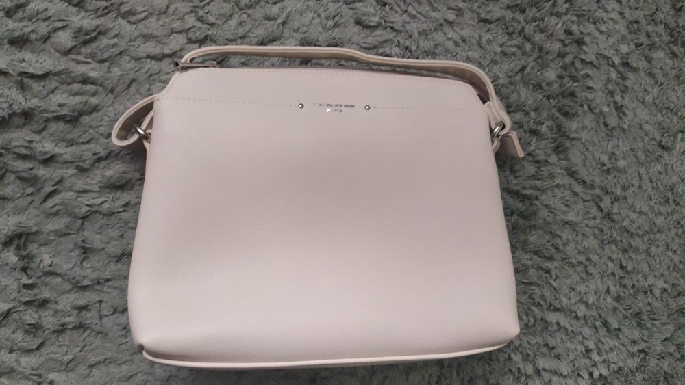 Новая сумочка с ремешком