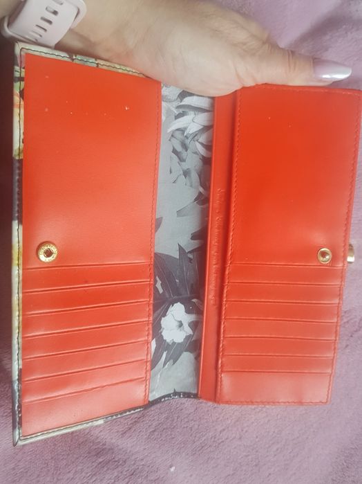 Portfel duży e kwiaty  TED BAKER