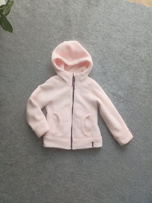 Кофта -курточка .