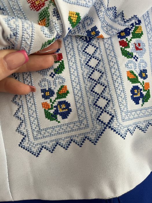 Вишиванка, вишита сукня з поясом