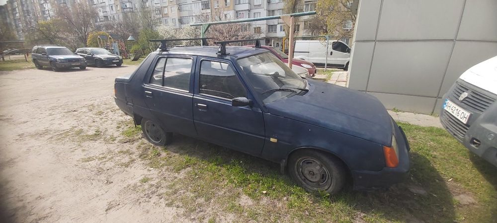 Продается Славута,цвет синий