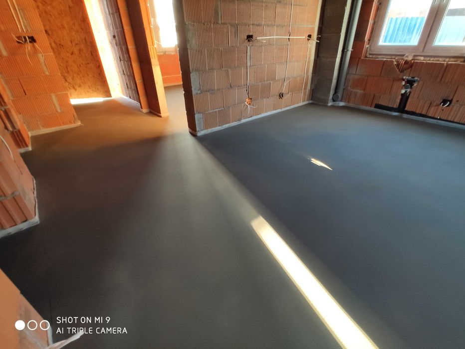 MIXOKRET Wylewki maszynowe Posadzki betonowe Ogrzewanie podłogowe