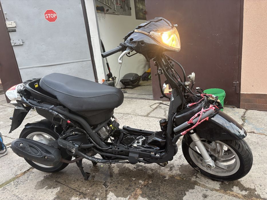Скутер  PIAGGIO.
