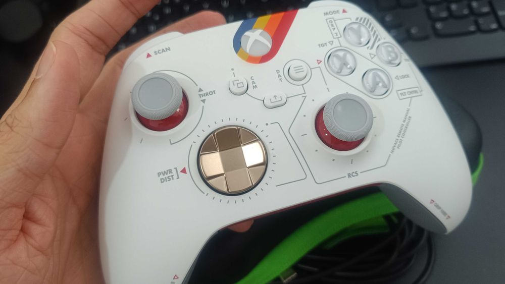 Controle XBox Starfield Series X + Acessórios (Edição de coleção)