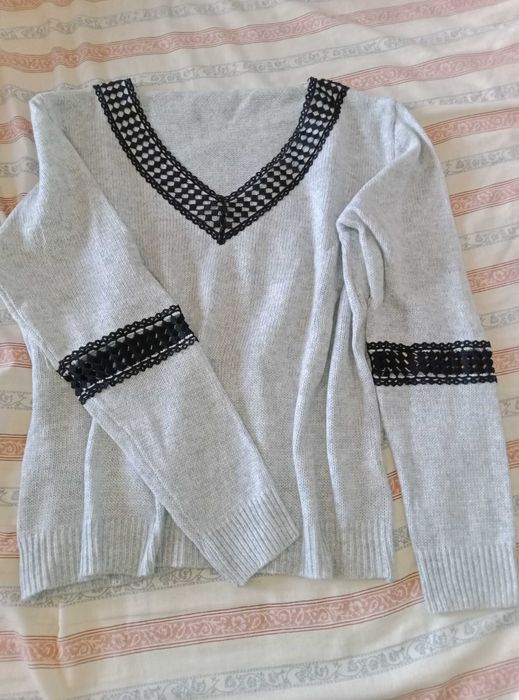 Camisolas de malha  novas