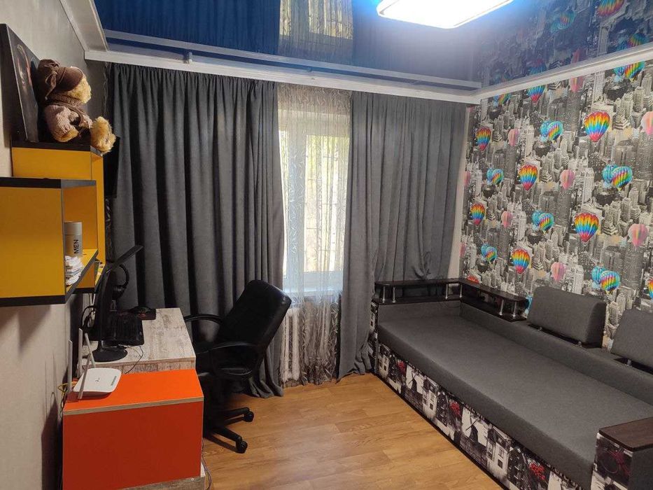 Продаж затишної  двохкімнатної квартири в Заводському районі