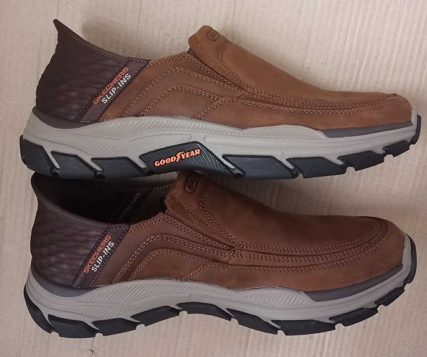 Сліпони Skechers кросівки, туфлі