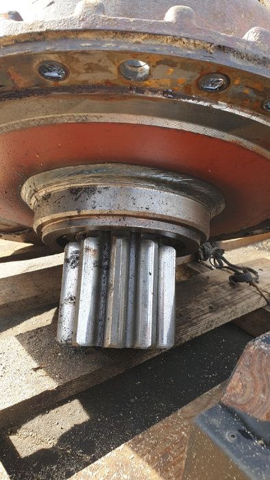 koparka Akerman H7 c volvo zwolnica gąsienicy koło zębate