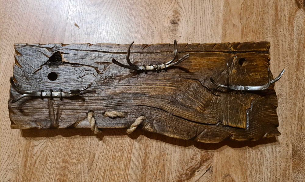 Wieszak rustykalny loft ze starego drewna