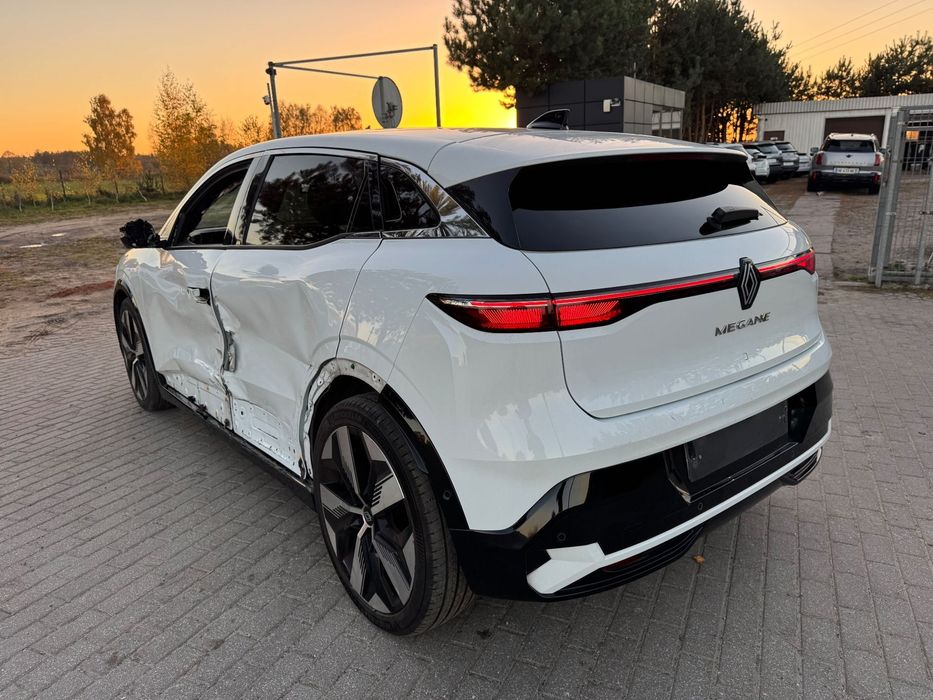 Renault Megane E-TECH 60kWh 218KM 2022r/ kamery 360