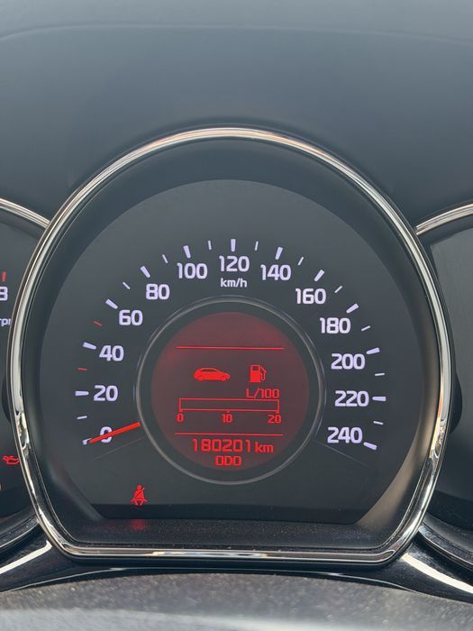 KIA Ceed, uszkodzona, 1.6, 2016