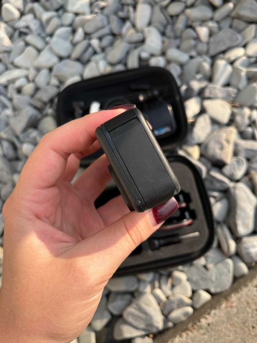 Екшн-камера GoPro Hero 8 з кріпленням на кепку