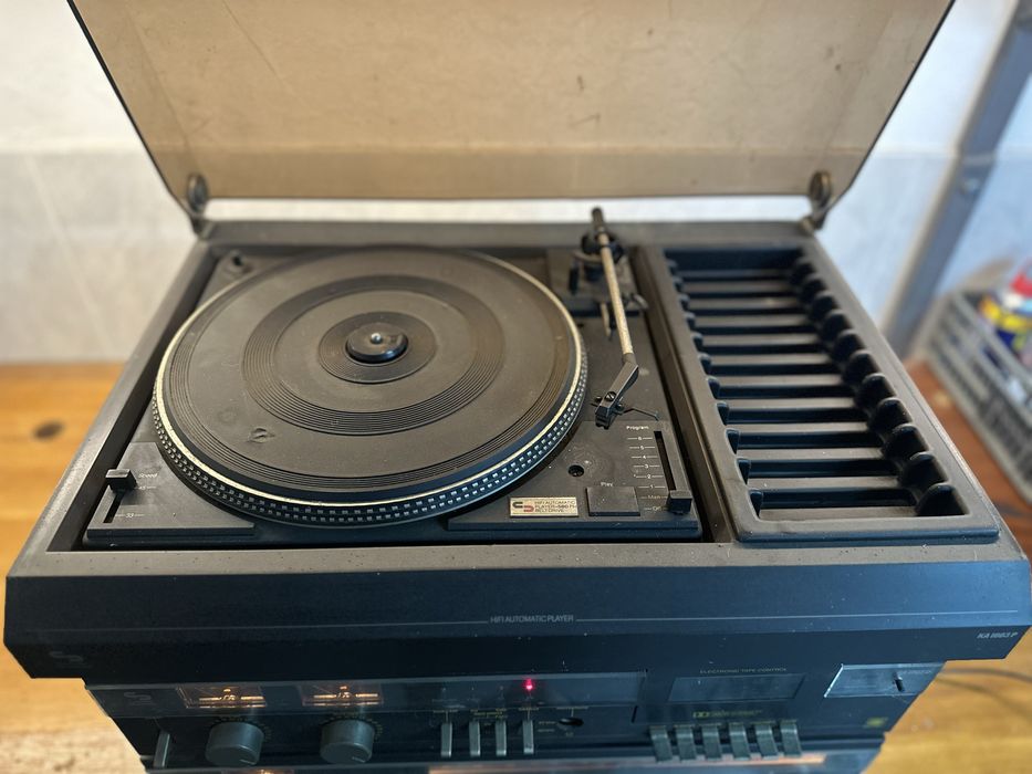 Aparelhagem vintage Schneider HiFi Concept KA1003 – para reparar