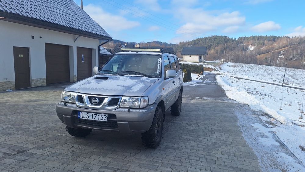 Nissan Terrano 2,  3.0di