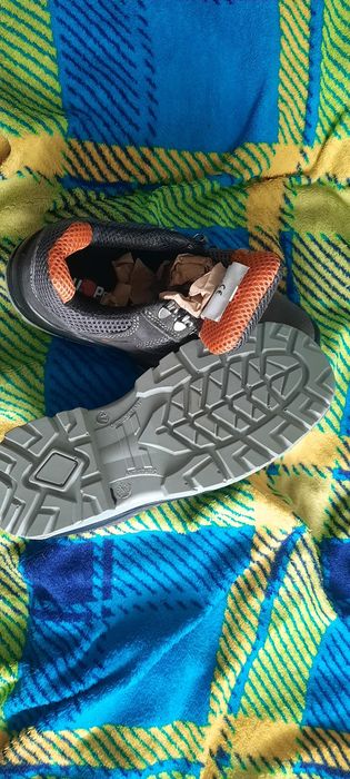 Buty robocze wzmocnion 37