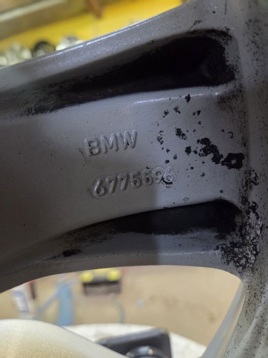 Felgi Aluminiowe Styling 158 8J x 17 5x120 ET 34 BMW BBS