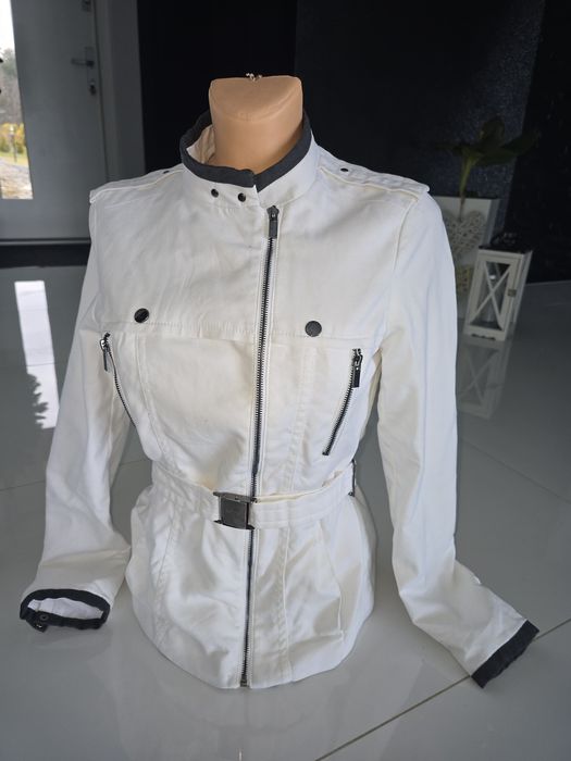 Kurtka biała na zamek wygodna elegancka Zara S