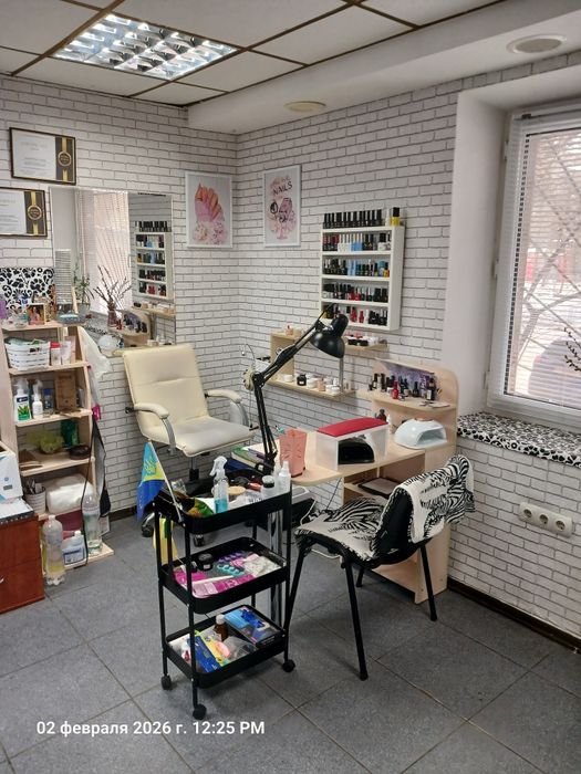 Здається оренда місця. Фасад на пр.Центральному.193