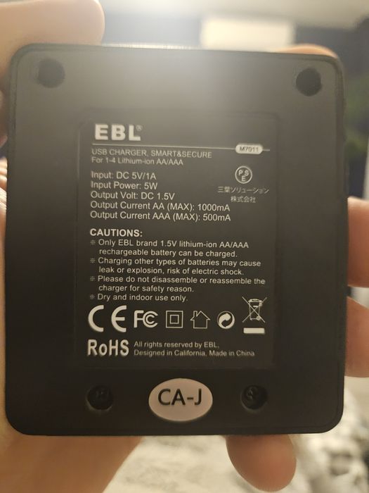 Ładowarka padów PS3 xbox akumulatorkow baterii litowo jonowych ebl m70
