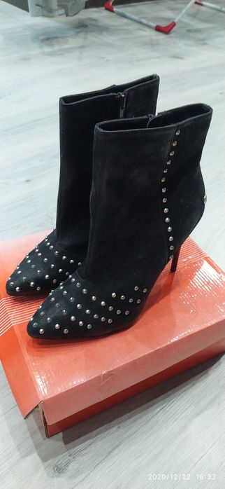 Весенние ботинки 39р