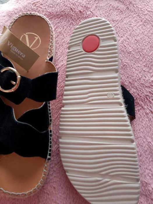 Buty sandały r. 40 klapki firmowe skórzane skóra naturalna