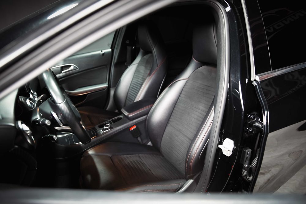 Mercedes-Benz A 180 d 7G-DCT AMG Line