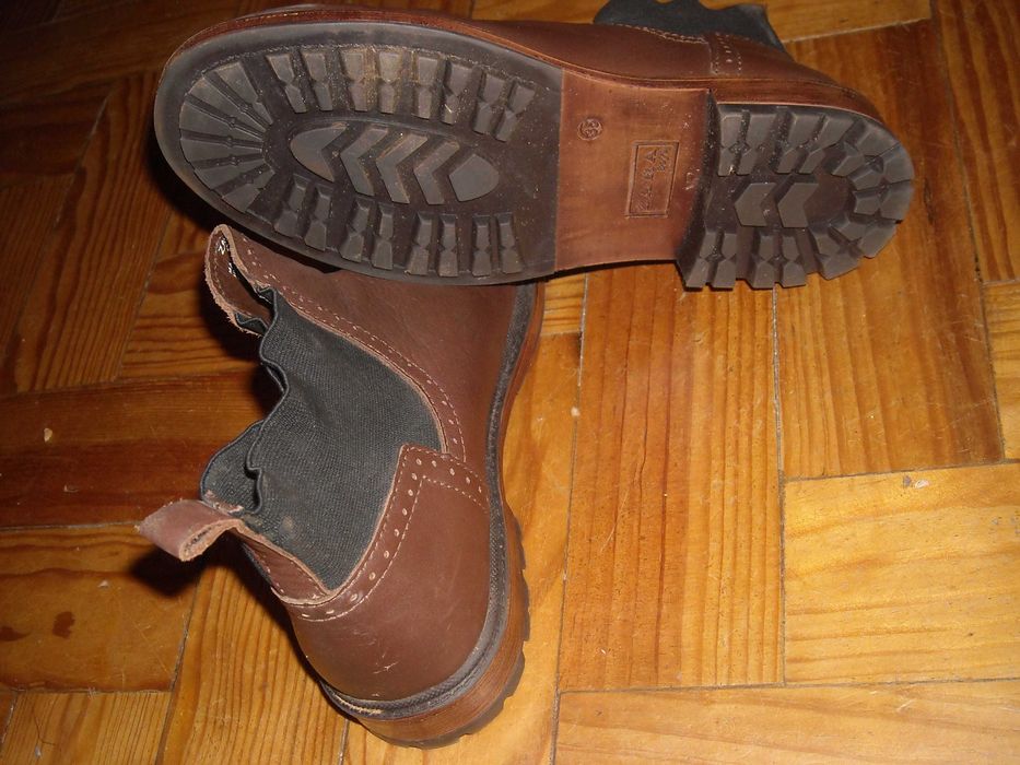 Bota semi novas Zara Boys